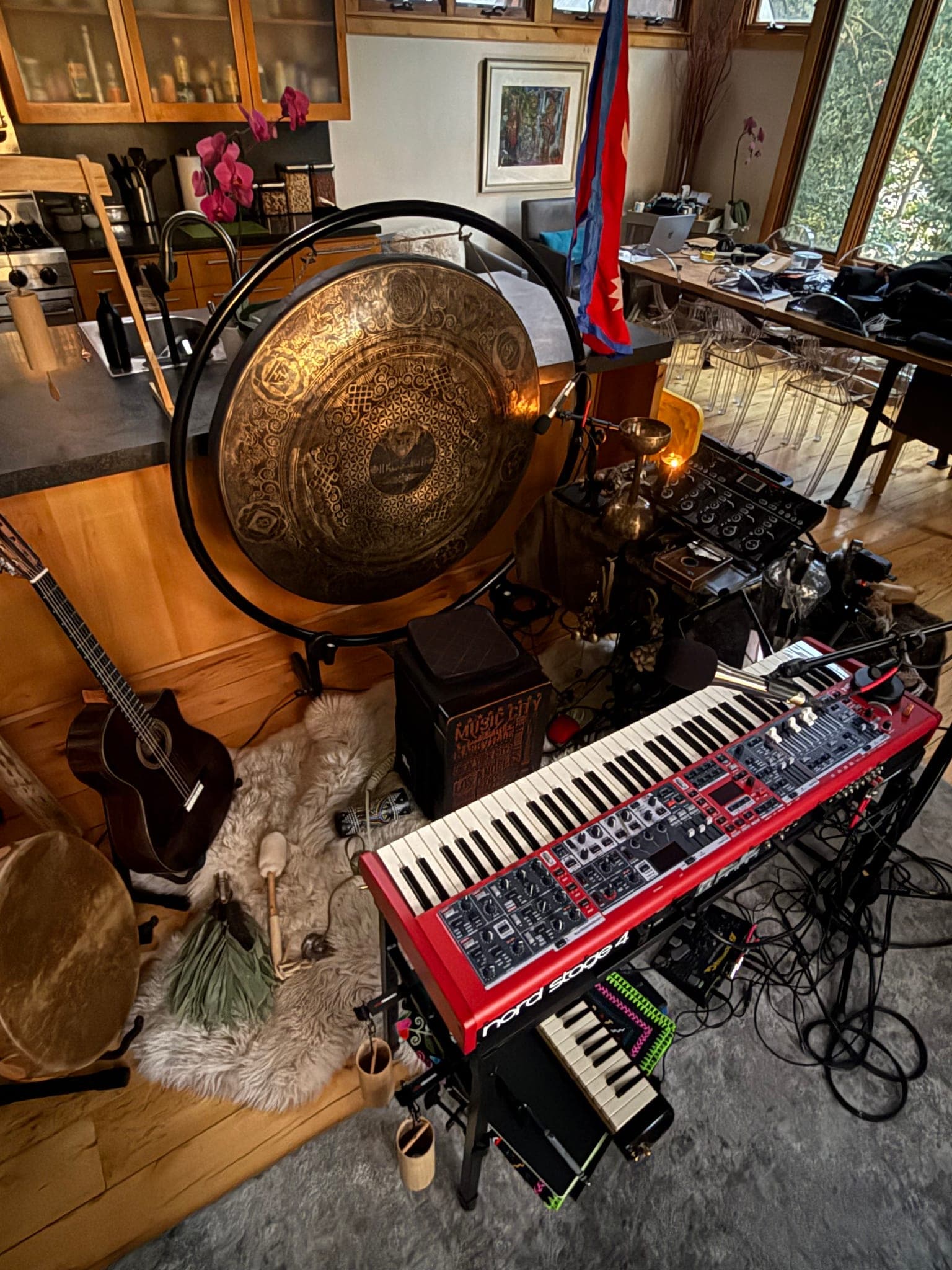 Gong, guitar, frame drum, keys